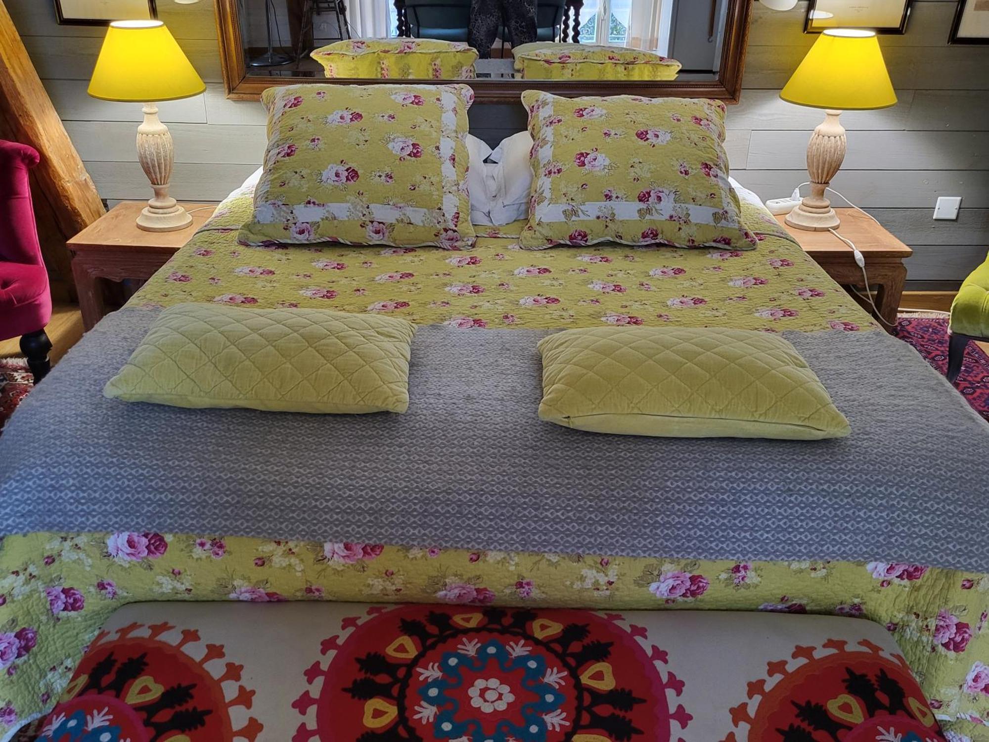 Les Glycines Bed & Breakfast Ury Dış mekan fotoğraf